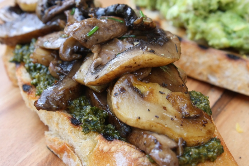 Bruschetta - mushroom closeup resized