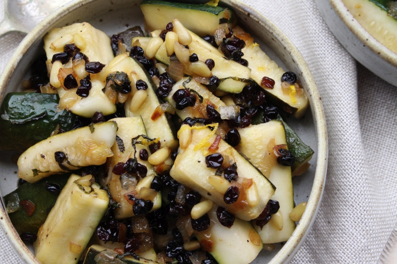 zucchini with currants1 resized